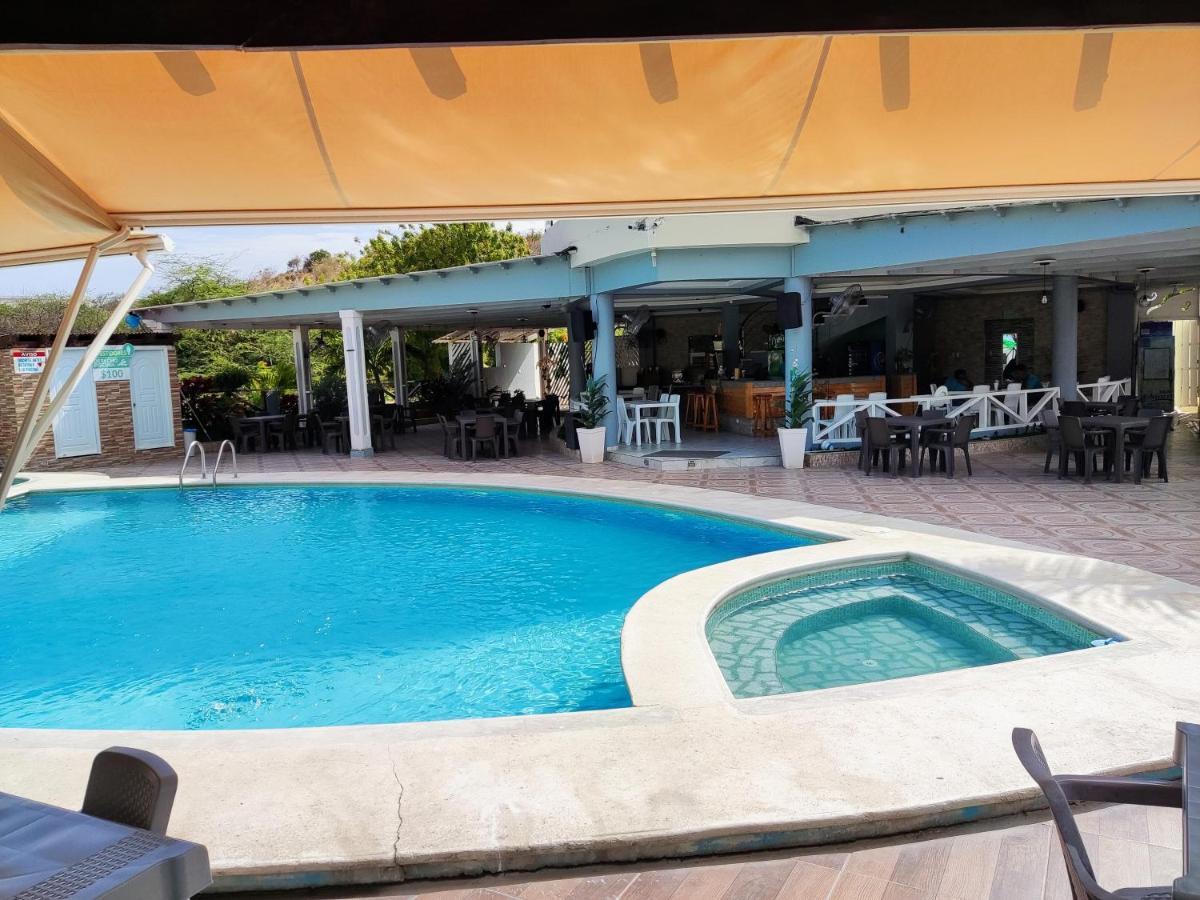 Hotel El Barco Compostela de Azua المظهر الخارجي الصورة